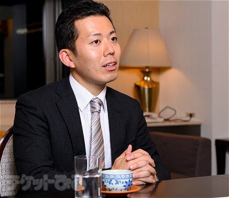 藤山扇治郎（撮影：イシイノブミ）