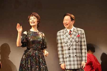 （画像左から）大地真央、中村梅雀