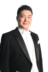 氷見健一郎