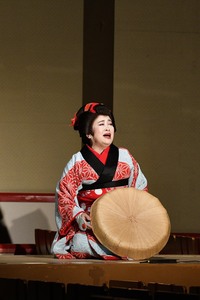 「喜劇 お染与太郎珍道中」　(C)松竹