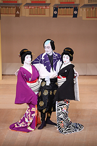 『お祭り』左から片岡千之助、片岡仁左衛門、片岡孝太郎
