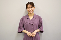 横山由依
